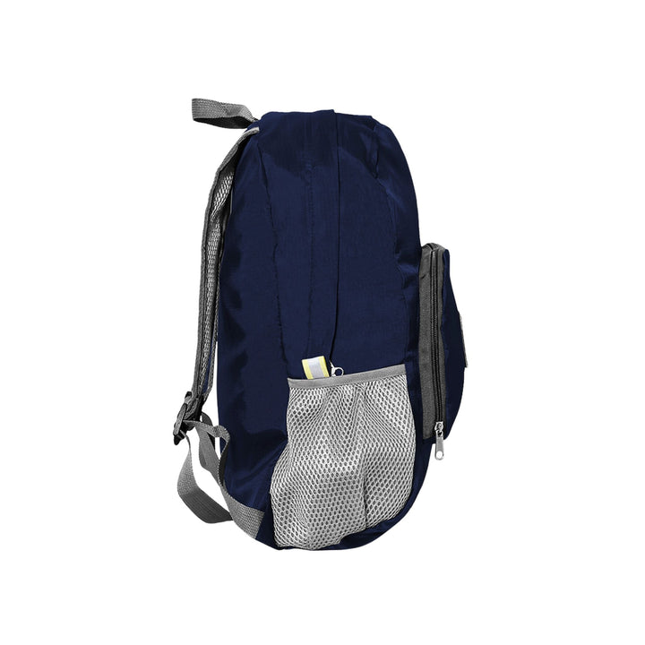 Zaino Unisex in tessuto resistente con tre tasche esterne